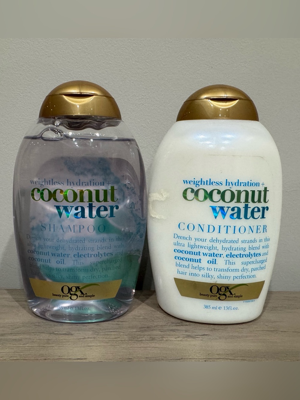 Ogx Weightless Hydration Coconut Water Shampoo & Conditioner- Brand New